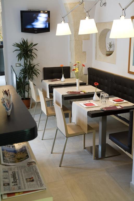 Hotel Novecento Шиклі Екстер'єр фото