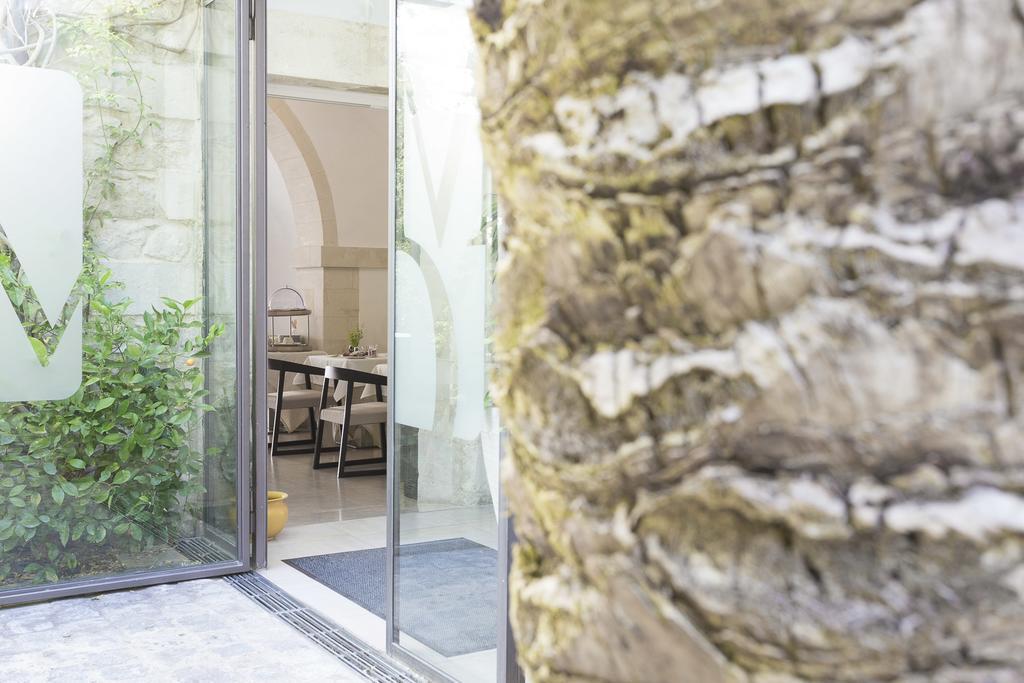 Hotel Novecento Шиклі Екстер'єр фото