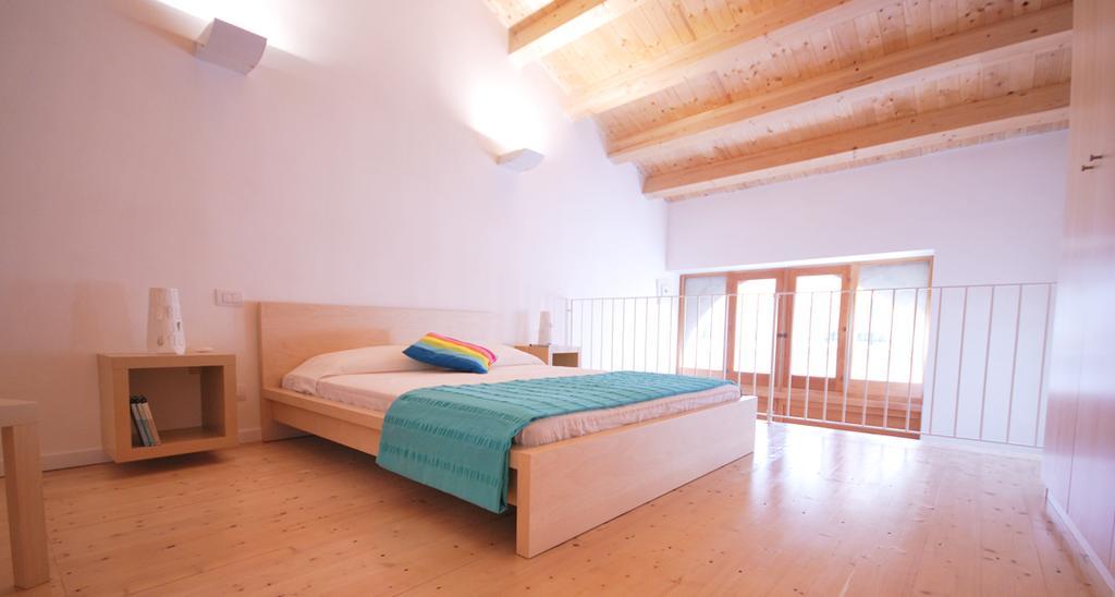 Hotel Novecento Шиклі Екстер'єр фото