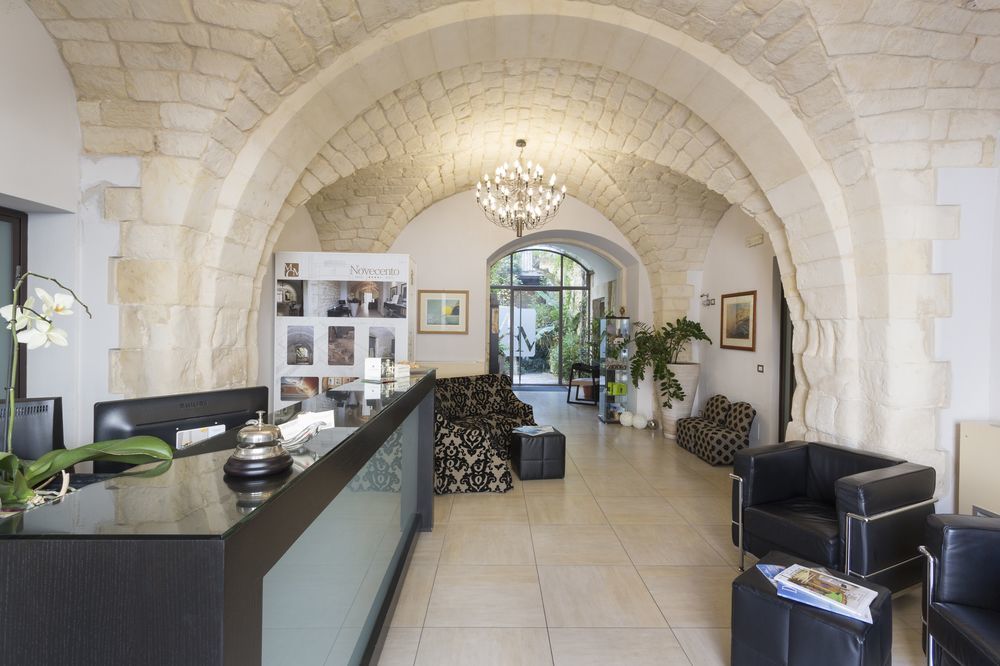 Hotel Novecento Шиклі Екстер'єр фото